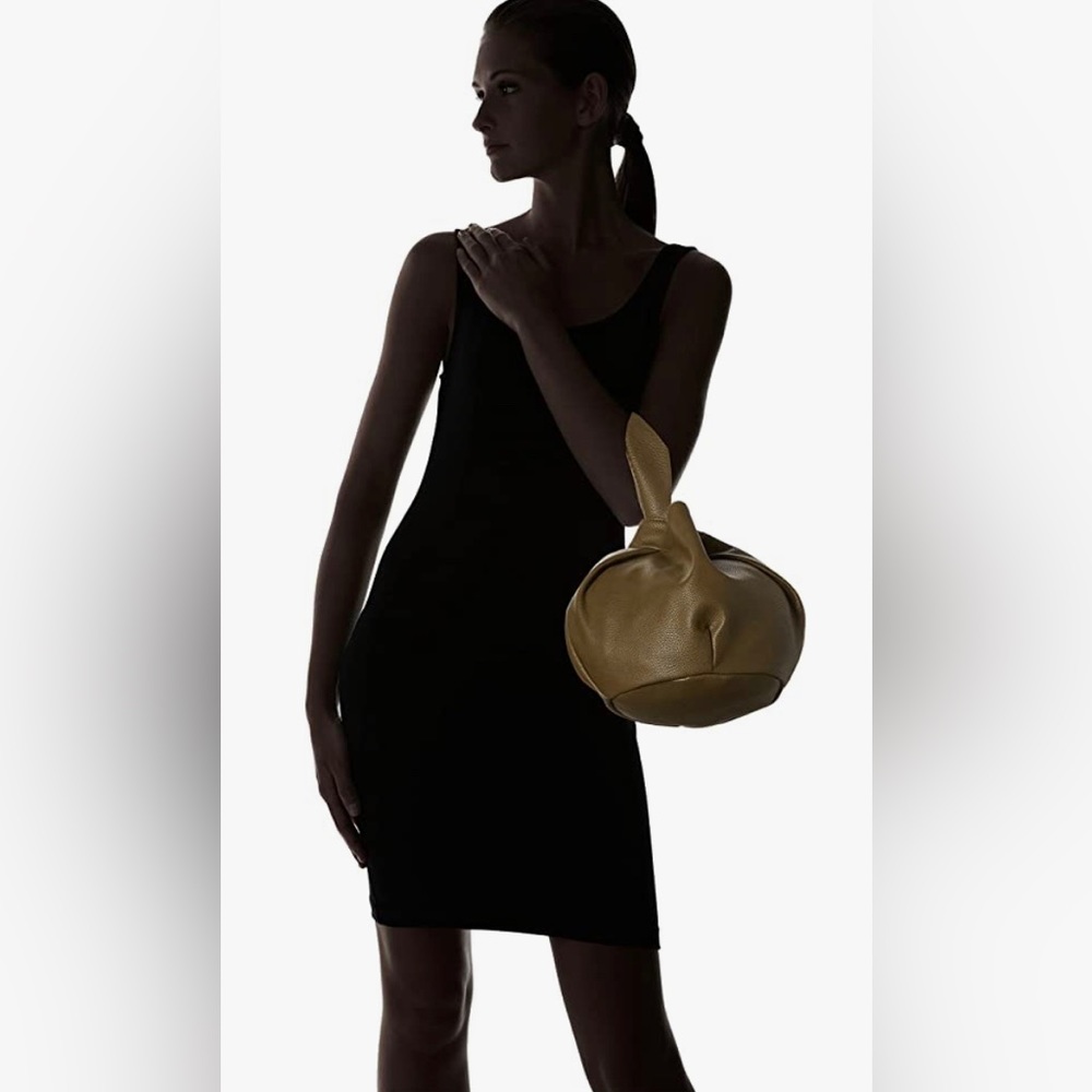 The Drop Women’s “Avalon” Small Tote bag in olive - Picture 9 of 9